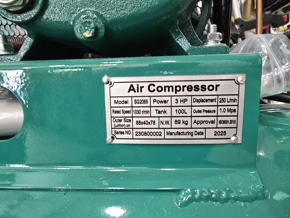 Kompressor SAAB. Yangi.  Компрессор SAAB. Новый.