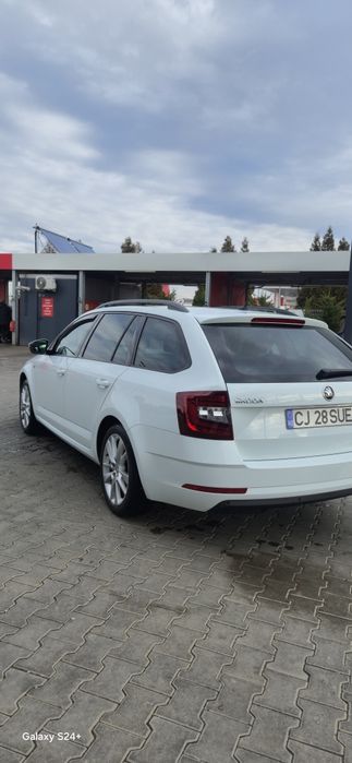 Vând Skoda Octavia