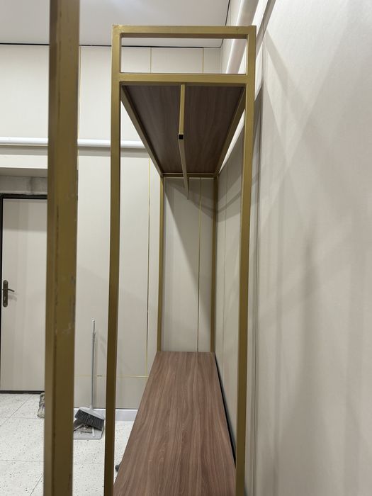 Срочно Продам 2 шкафа для одежды