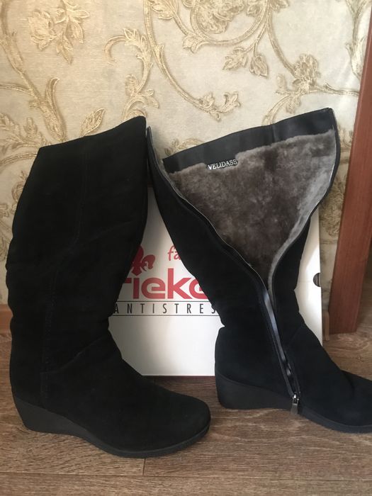 Продам сапоги фирмы Rieker