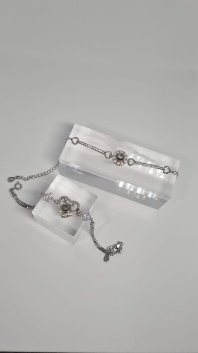 Сребърни гривни със скрито послание