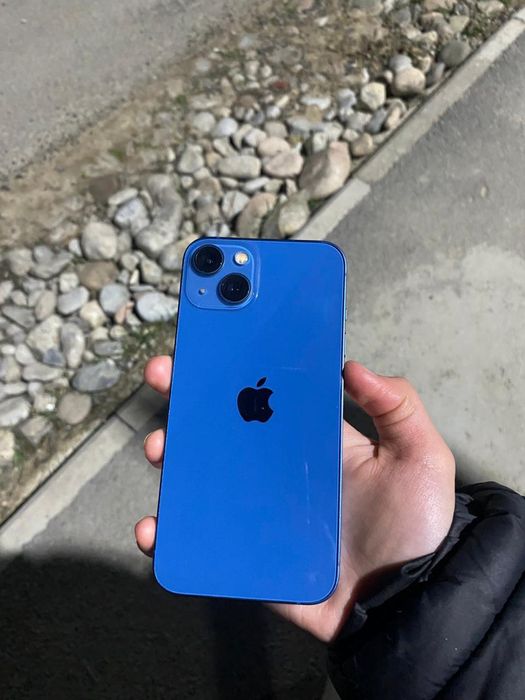 Айфон 13 сатылады