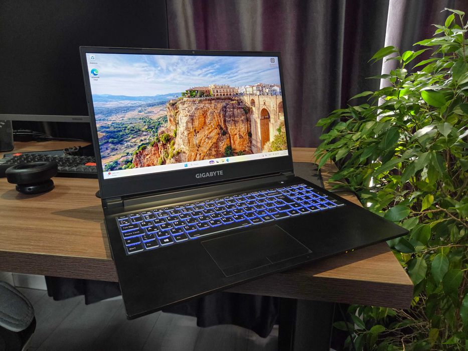 Игровой Ноутбук Gigabyte G5 RTX3060/16GB RAM/700GB SSD/i5-10500H