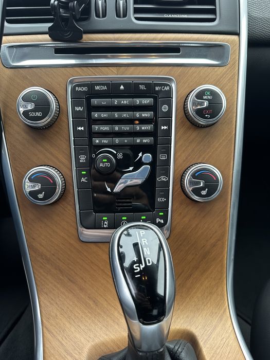 Volvo XC 60 euro6 fara adblue Automata, Distronic