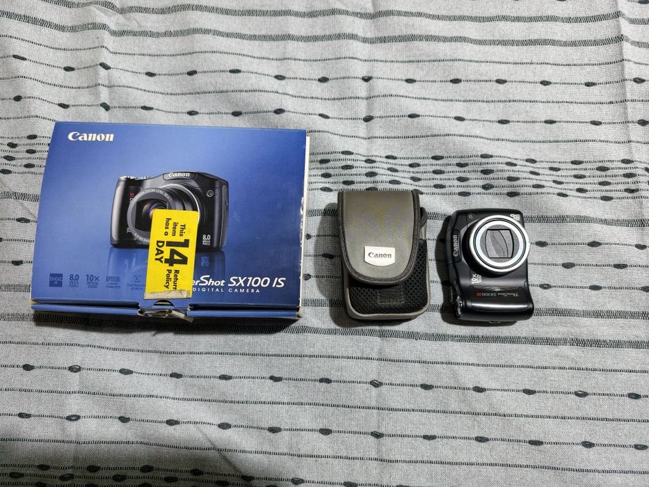 Canon PowerShot SX100 is