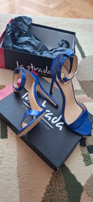 Sandale   blue piele  lacuita La stada