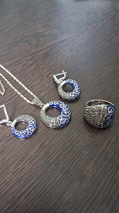 Продам набор серебро 925 проба