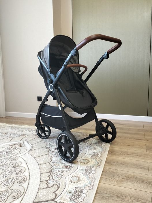 Продается детская коляска трансформер Tomix Bonny.