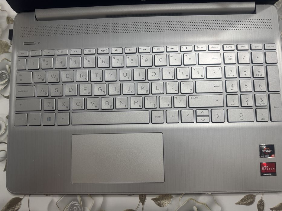 Продам ноутбук hp