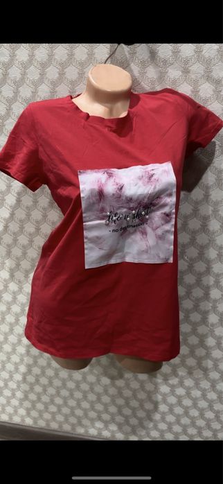 Продам  женские футболки по 500 тенге