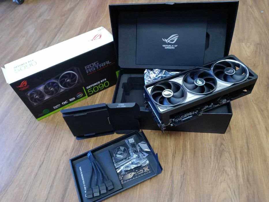 Asus Rog Astral NVIDIA GeForce RTX 5090 32GB. Доставка от Холандия.