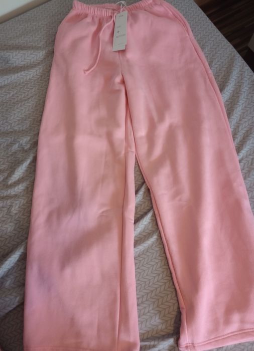Pantaloni de trening