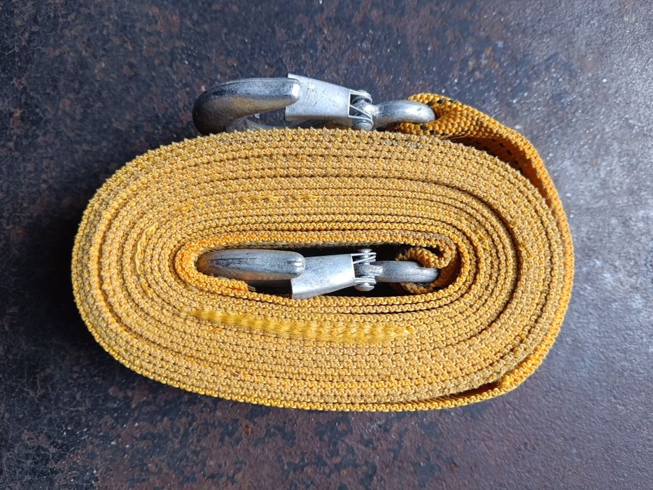 Буксировочный трос 5 метров.