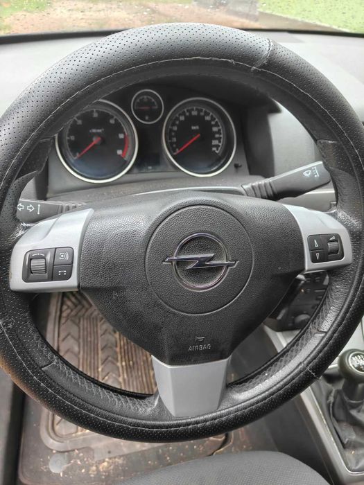 OPEL Astra 2006 — imagine 4