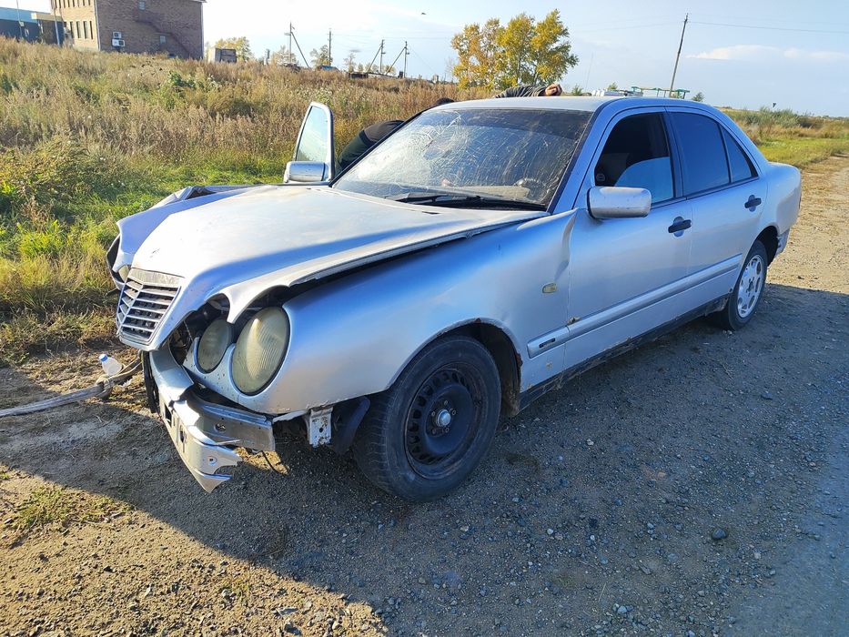Мерседес 210 по запчастям