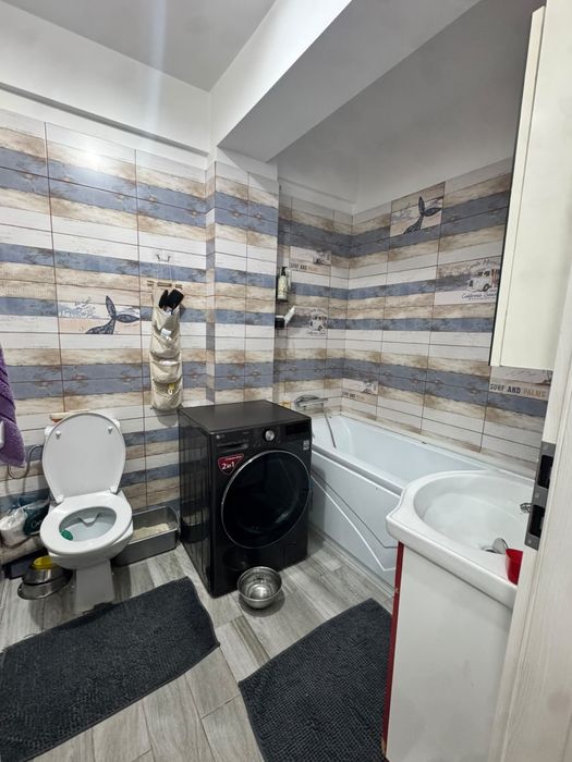 Vand apartament 2 camere tip studio