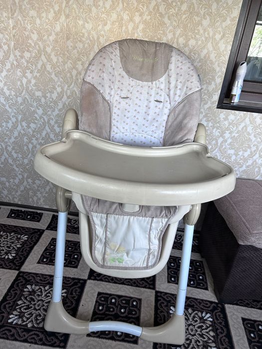 Детский стульчик для кормления