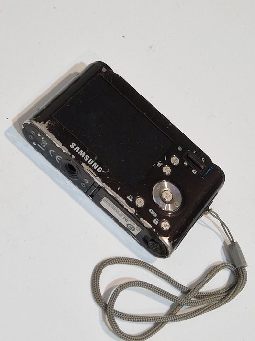 Aparat foto  / camera digitala  Samsung