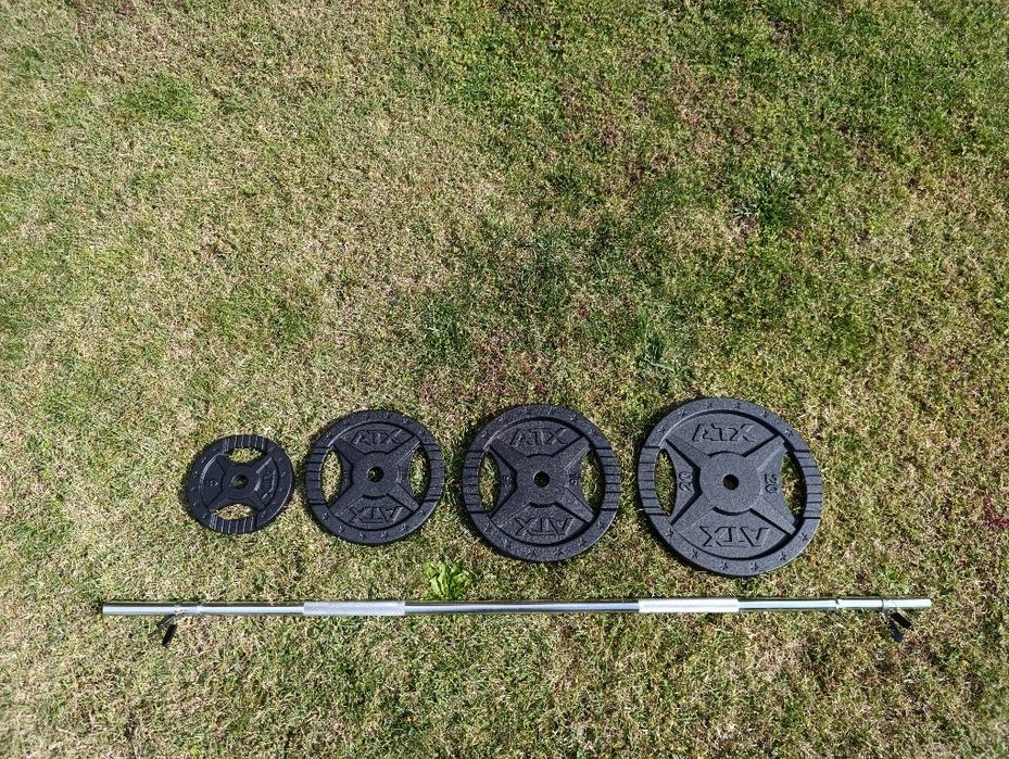 Лежанки, стойки за клек, хиперекстензии, тежести, дъмбели, лостове