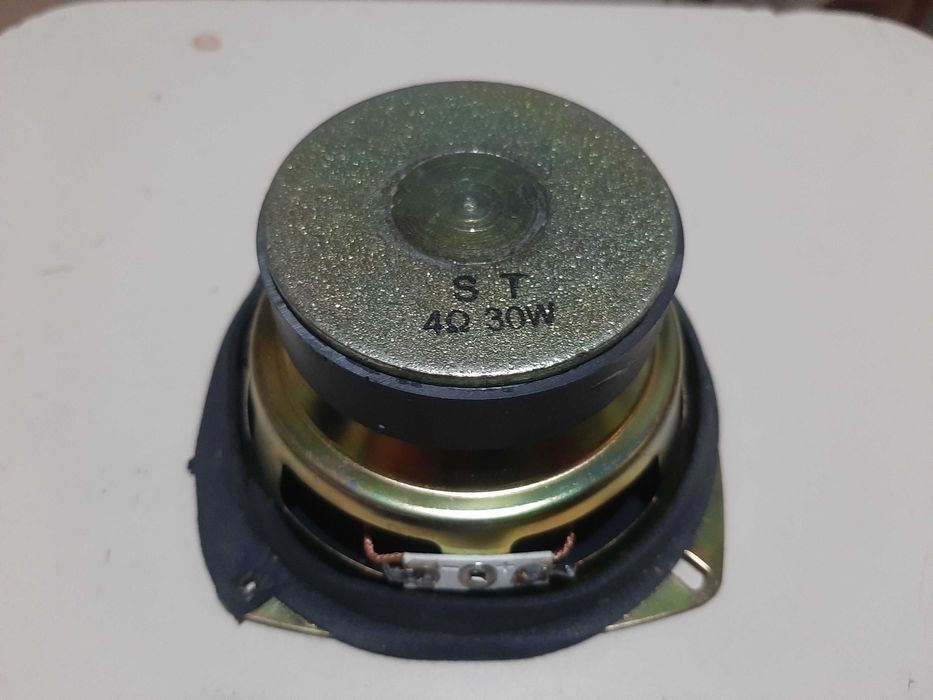 Продам динамики.