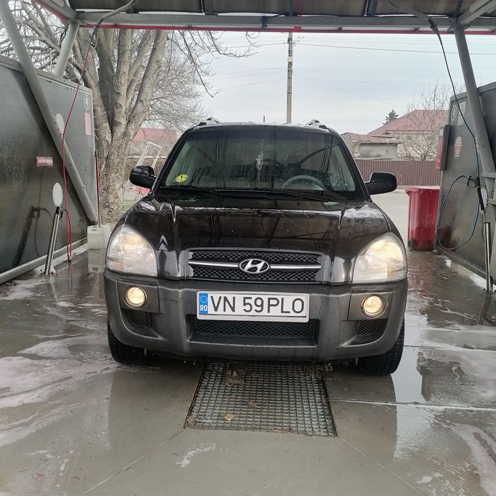 Vând hyunday tucson 2.0 disel 4x4
