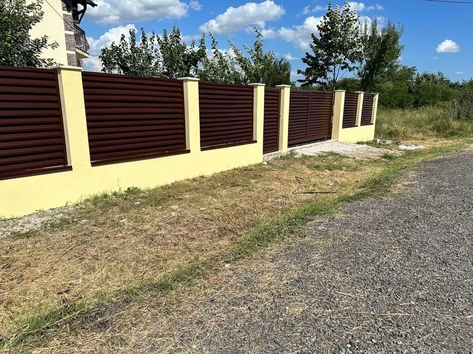 Kituri de jaluzele pentru Porti si Garduri