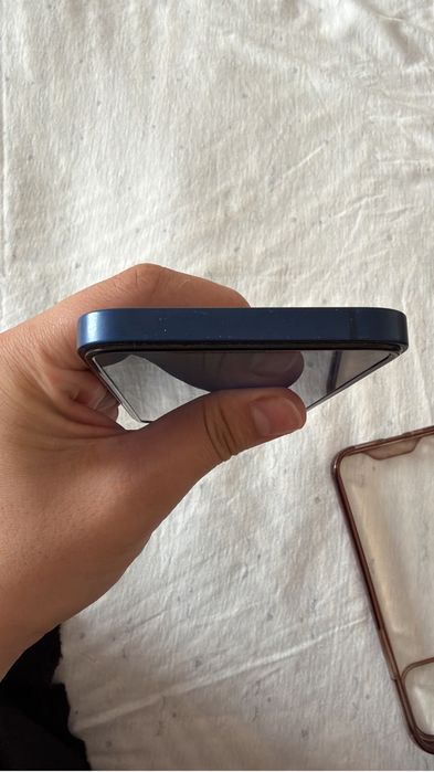 Срочно продам Айфон 12 64 гб