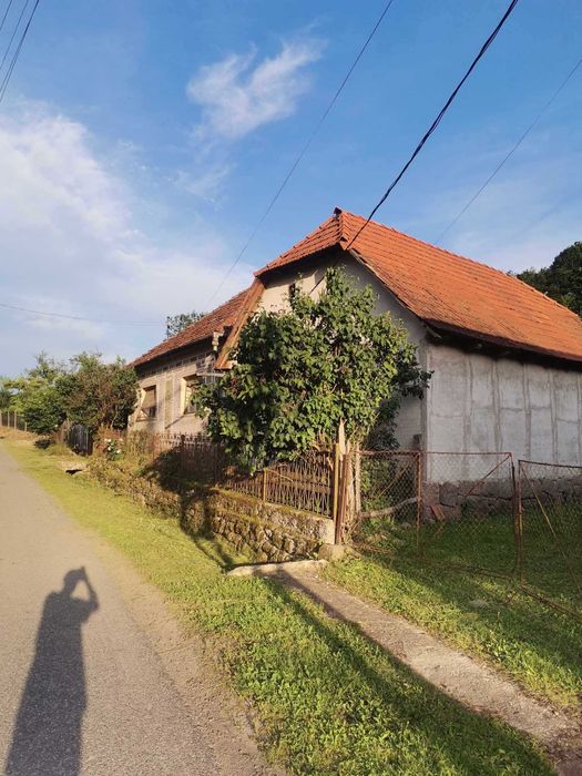 Casa la țară de vânzare , zona superbă de dial cu liniște și aer curat, o adevărată oază de relaxare!