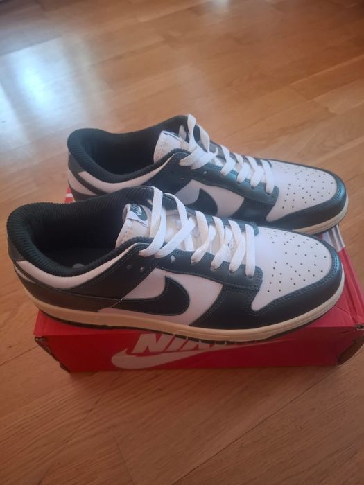 Кроссовки в стиле Nike Dunk