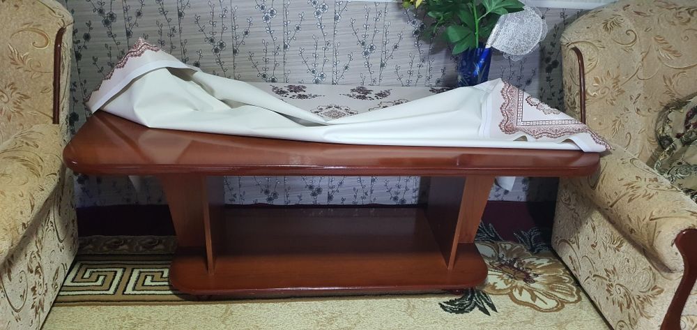 Стол мехмон хона учун