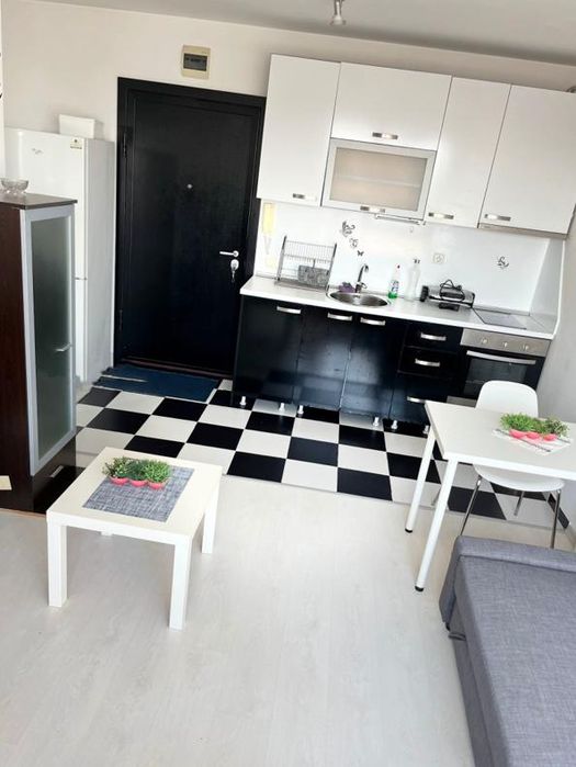 Дава се под наем Двустаен апартамент в София, Кръстова вада - 53 кв.м за 649 € - Снимка #2