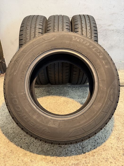 Гуми 215/70/15C. HANKOOK Vantra LT