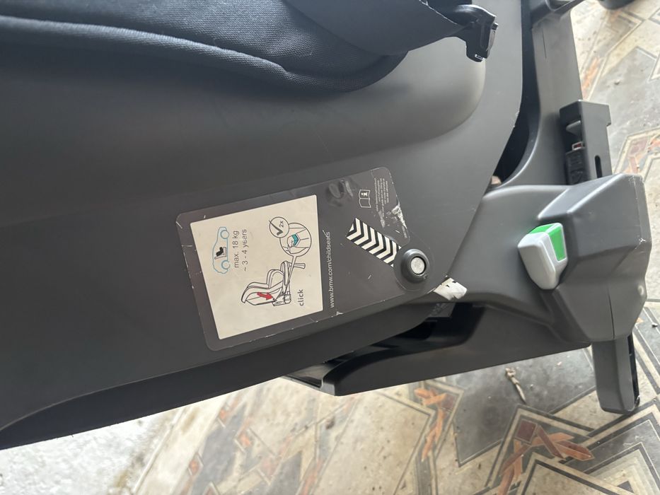 Столче за кола с ISOFIX