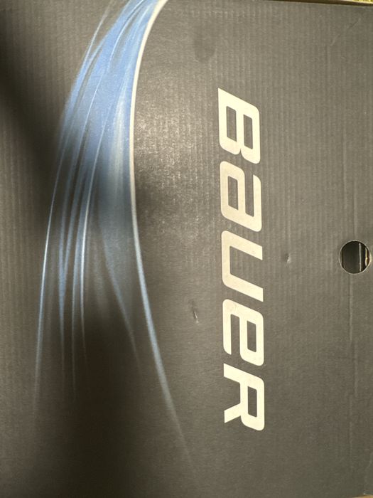 Коньки BAUER 38.5 красно-черные