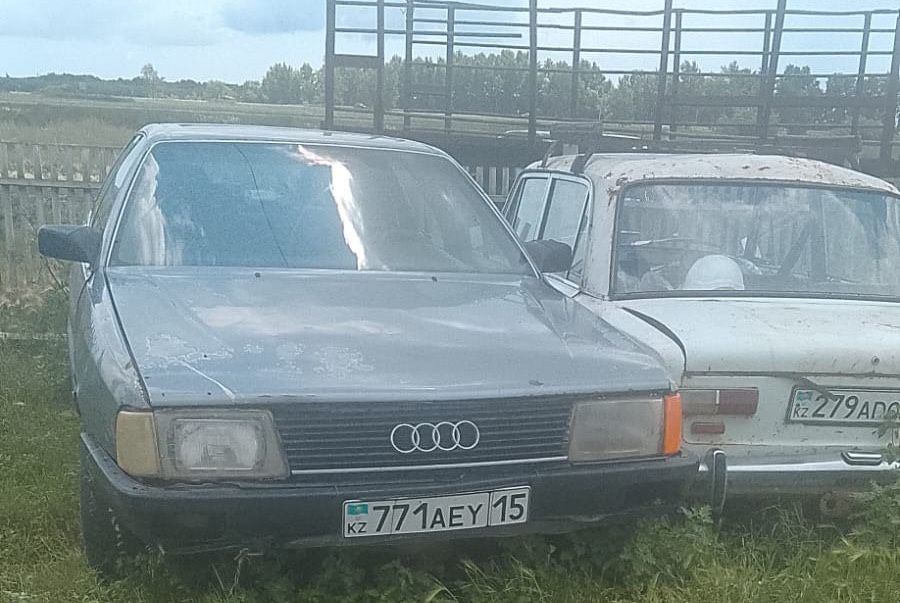 Два машины на запчасть продам