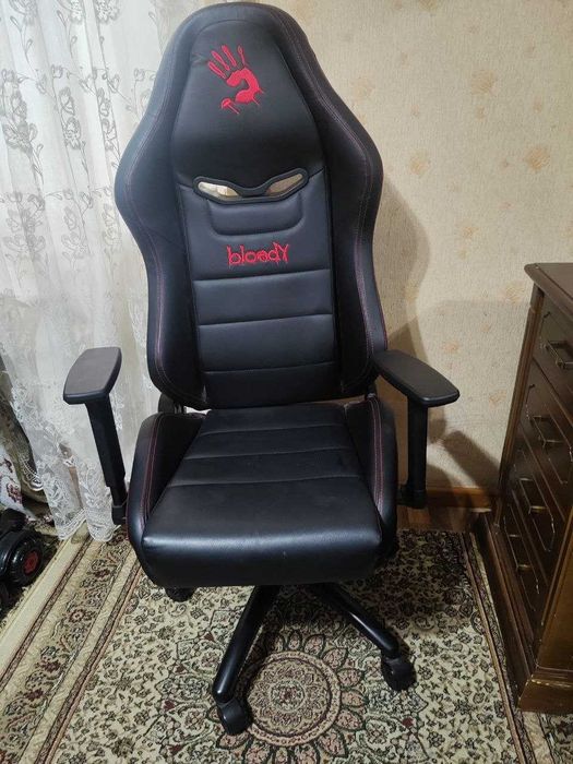 Кресло игровой. Почти новый
