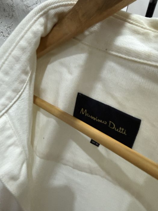 Две джинсовки: классическая и белая