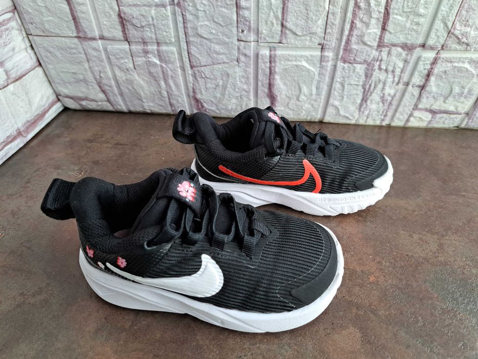 детски маратонки за момиче кецове,спортни обувки Nike,найк,номер 25