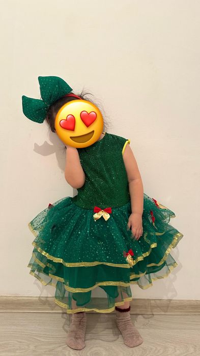 Продажа новогодних платьев