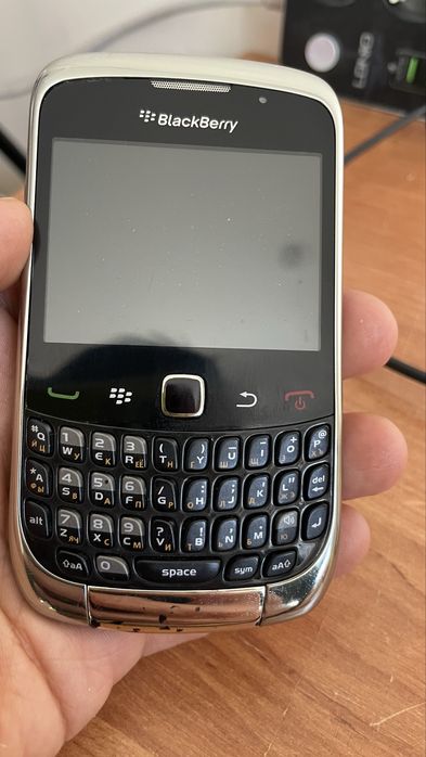 BlackBerry curve 9300