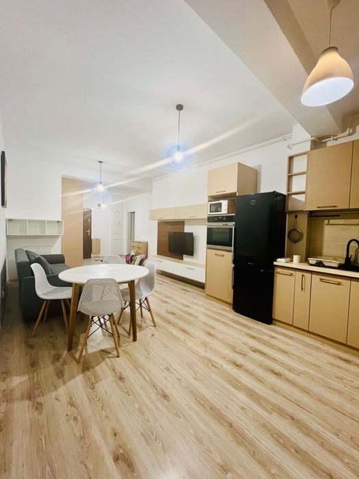 De inchiriat- apartament 2 camere in Mepropolitan tower- 500€