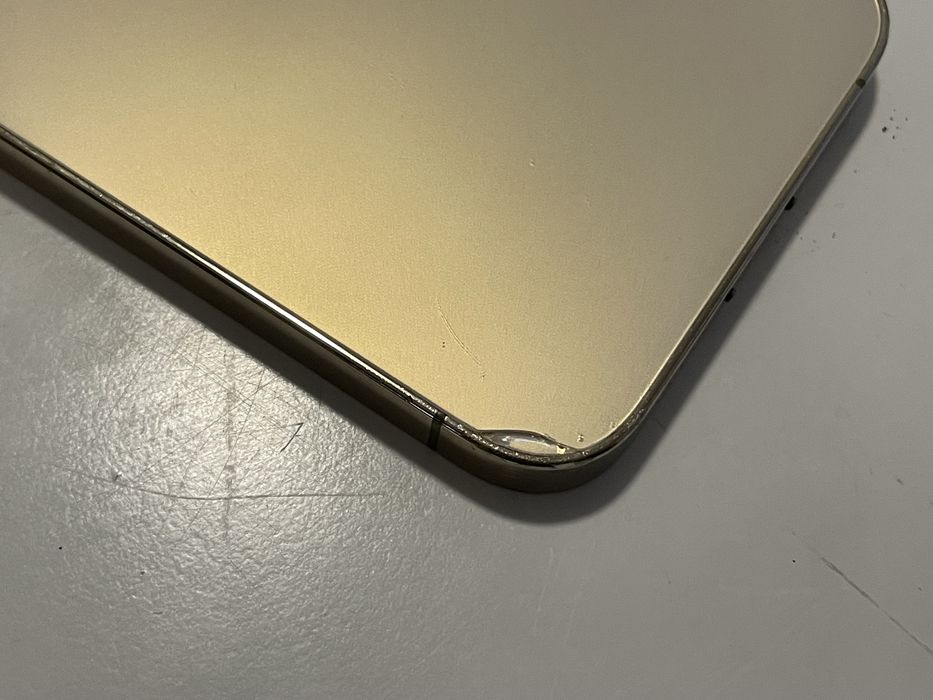 Carcasa Iphone 13 Pro Gold full flex