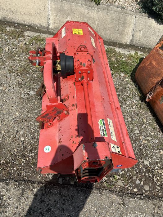 Tocator resturi vegetale tocatoare 1.6 -2 m