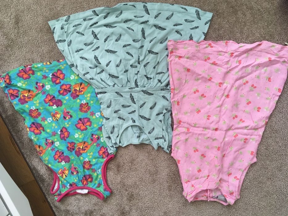 Детски дрешки - рокли, панталонки, жилетки