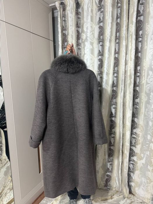 Продам пальто теплый размер 46-52