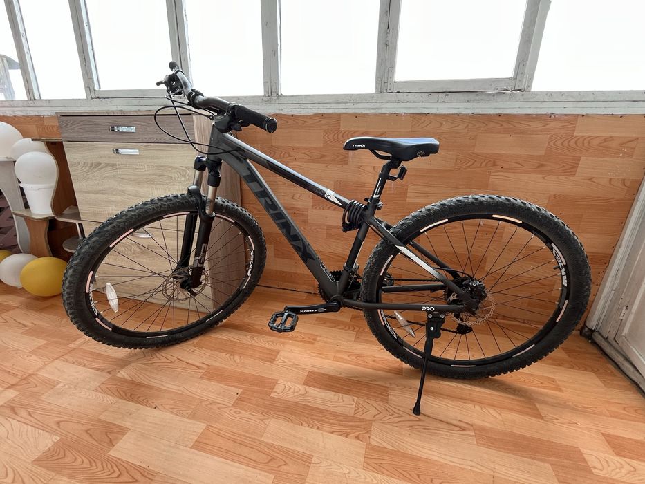 велосипед TRINX M1000 PRO 29”