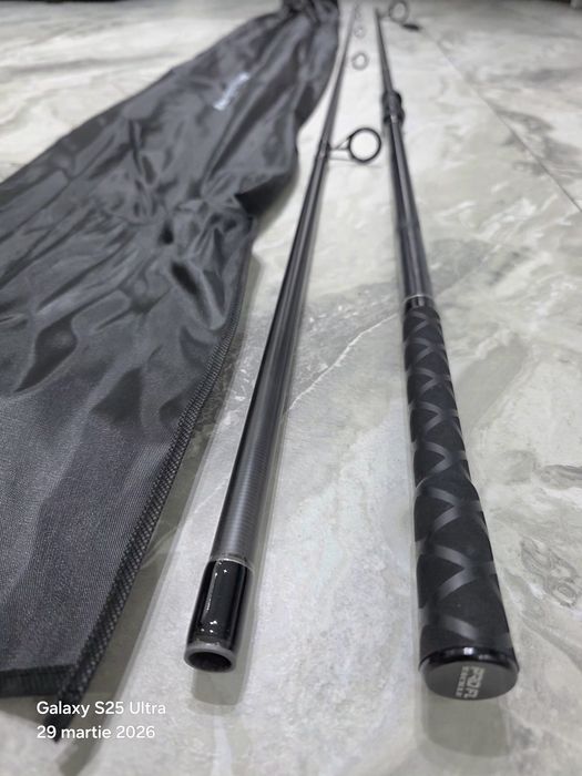 SET 4 Lansete FL LEGEND CARP 3.90 3.75 + 4 Mulinete FL BLACK FORCE 900