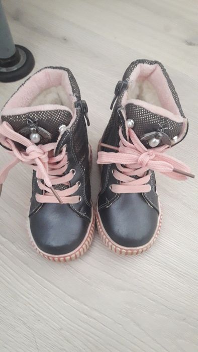 Срочно продам за  2999 новое!