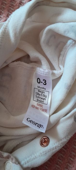 Compleu h&m, salopeta George și căciulă smik, 56-62