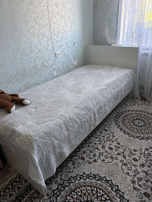 Продам шкаф и 2 кровати